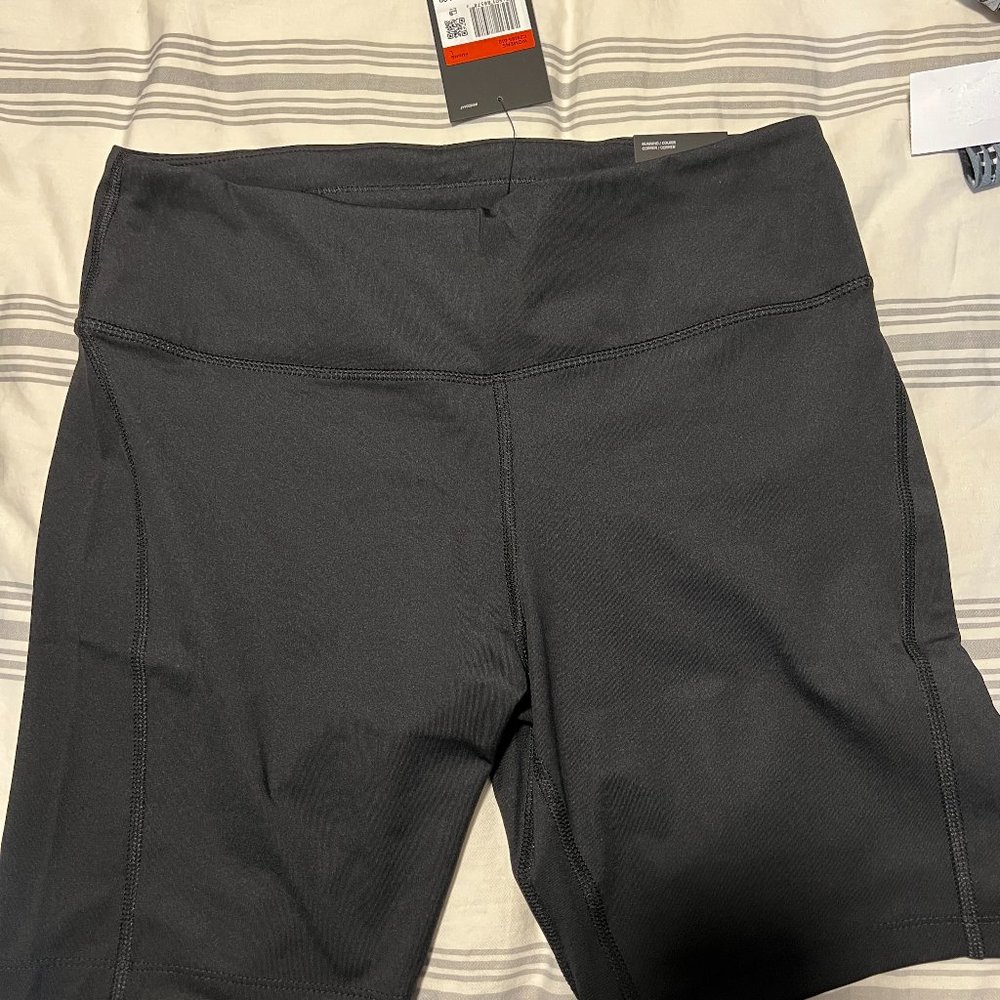 Nike 7" Drifit Running Shorts - NWT Size L